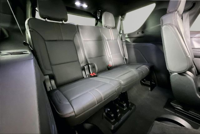 Used 2022 Chevrolet Tahoe RST w/ Luxury Package AWD/4WD image 25