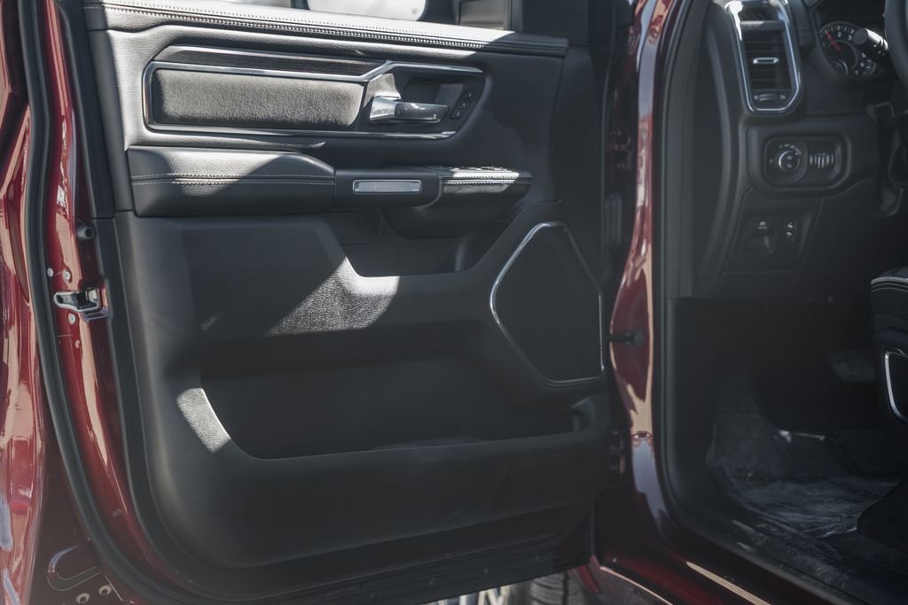 Used 2025 RAM 1500 Laramie image 39
