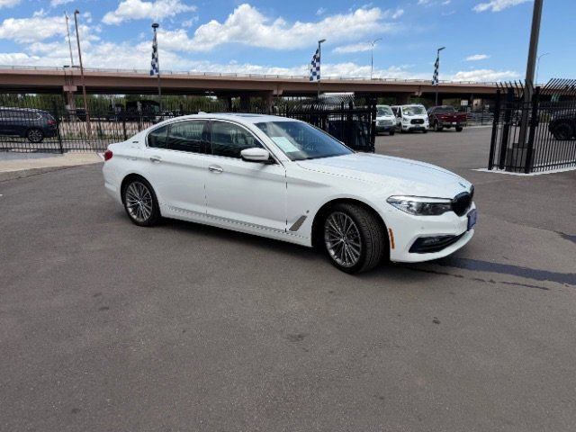 Used 2018 BMW 530e xDrive AWD/4WD image 15