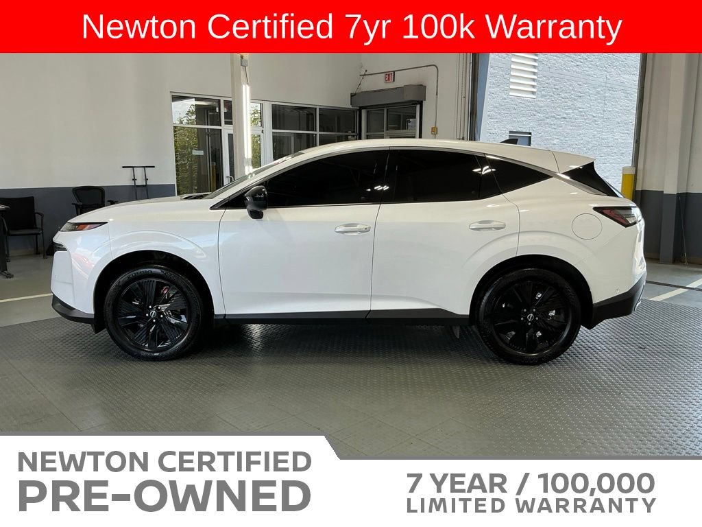 Used 2025 Nissan Murano SV AWD/4WD image 3