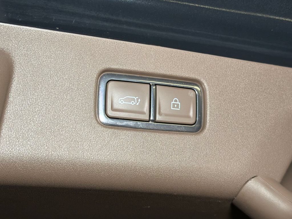 Certified 2024 Kia EV9 Land AWD/4WD image 8