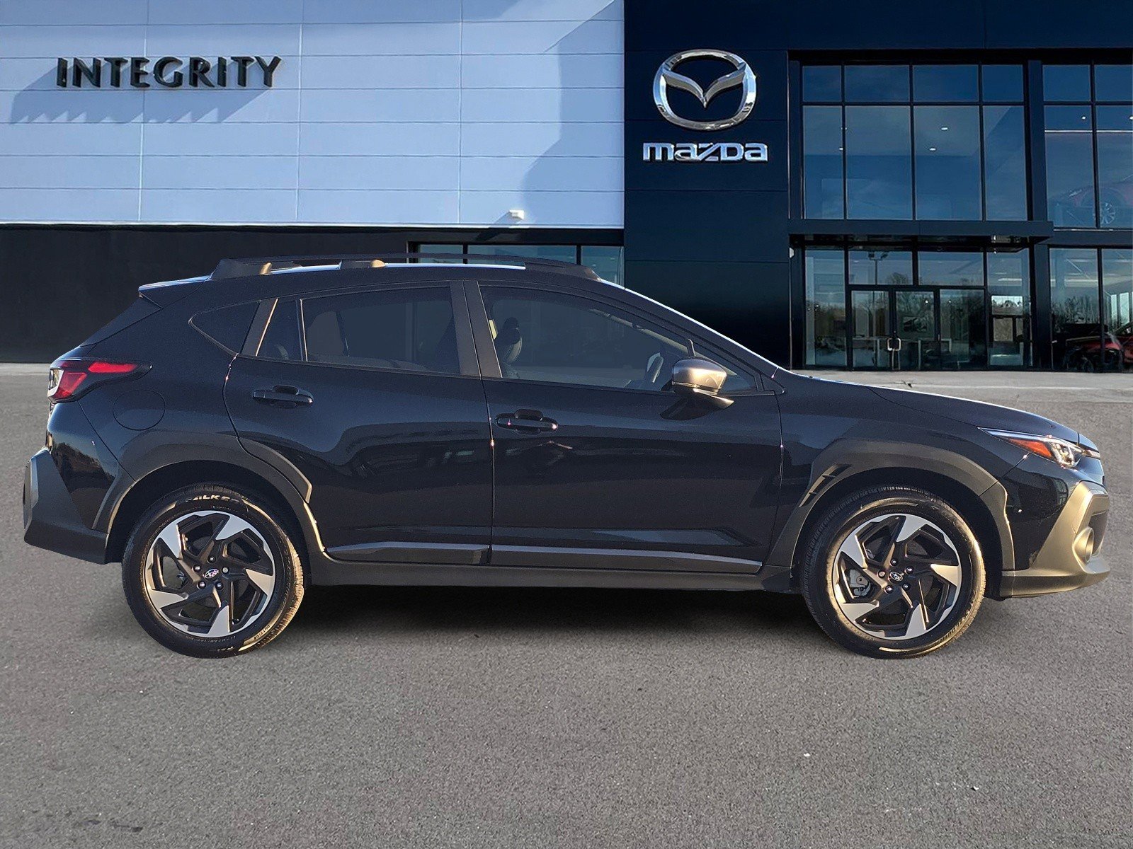 Used 2025 Subaru Crosstrek 2.5i Limited image 3