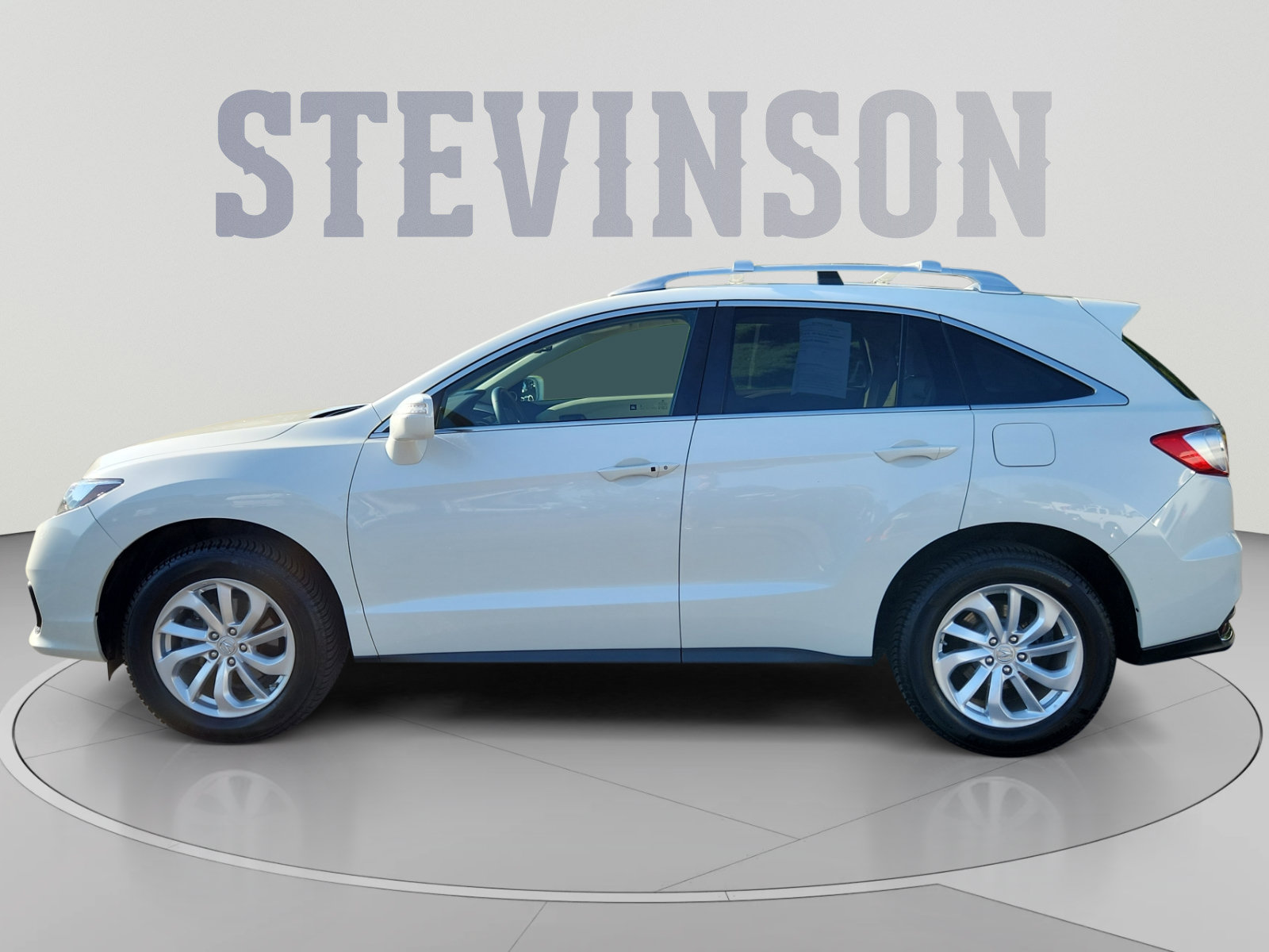 Used 2017 Acura RDX AWD w/ Technology Package image 2