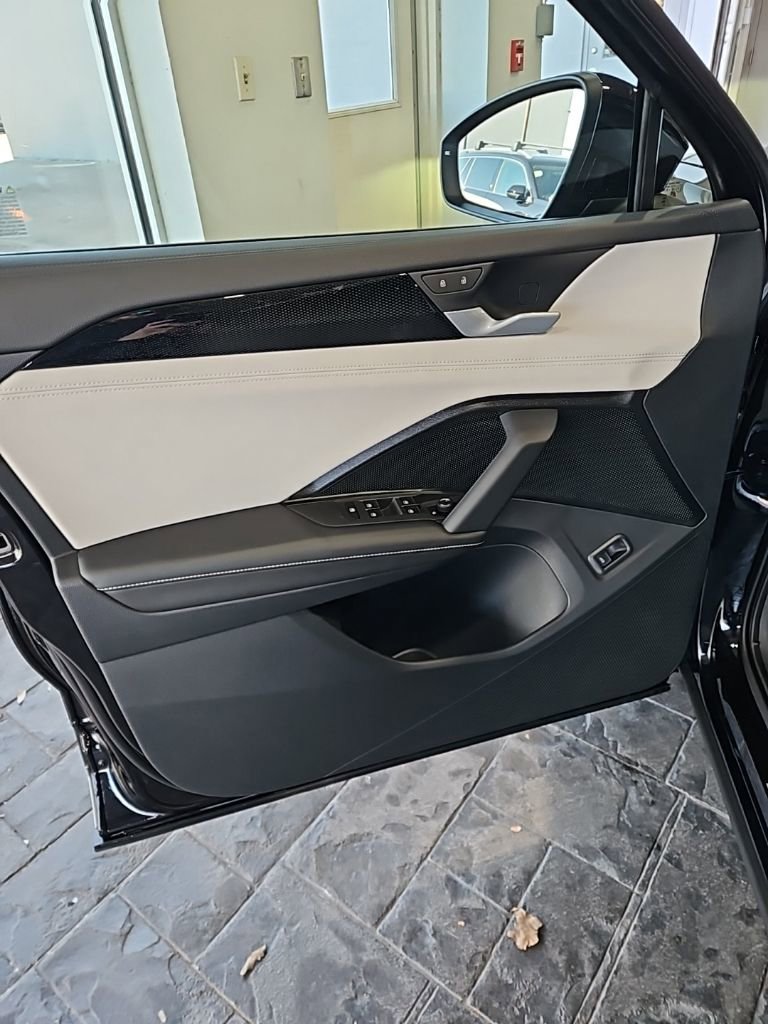 New 2026 Volkswagen Tiguan SE image 26