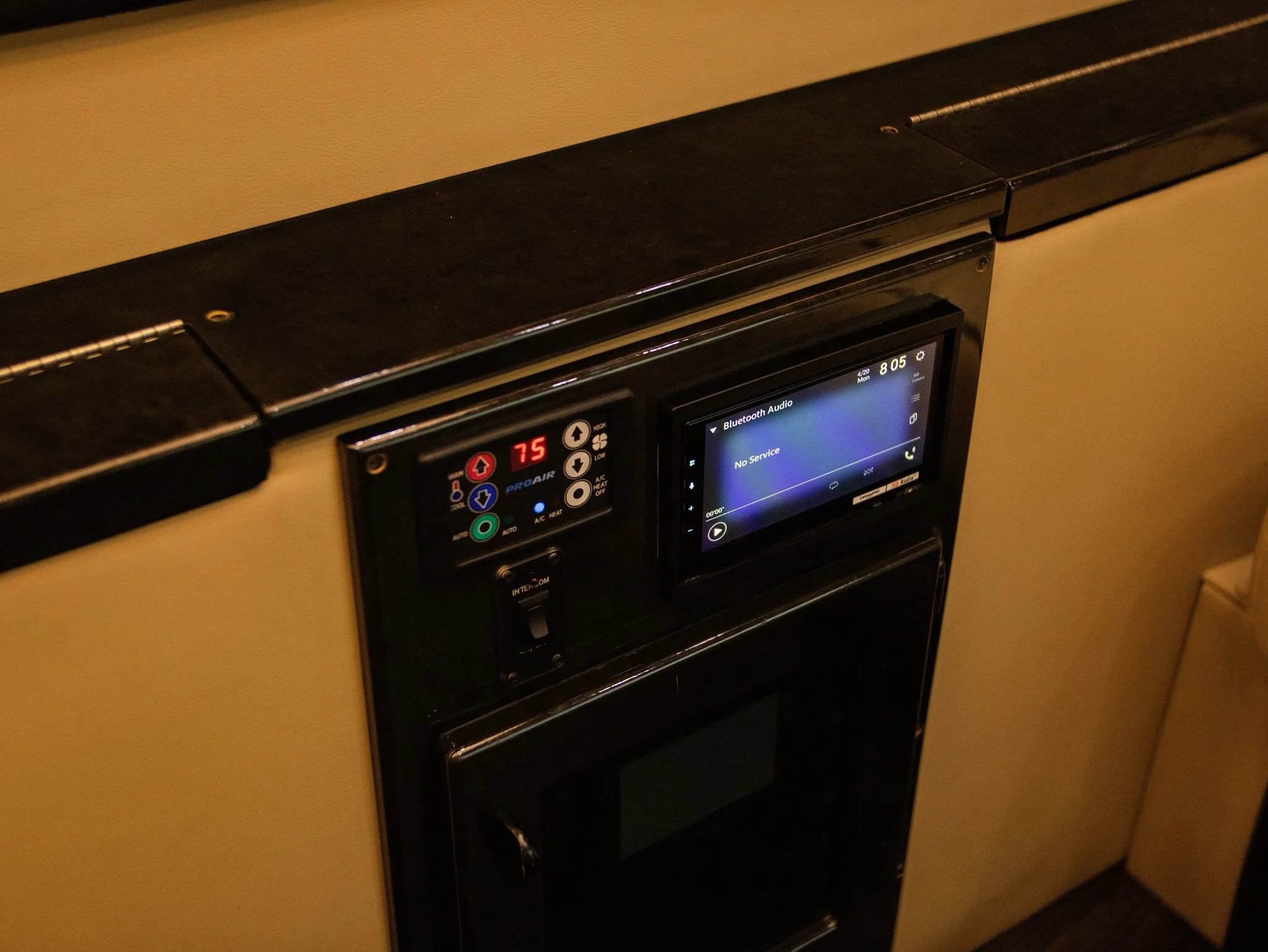 Used 2017 Mercedes-Benz Sprinter 3500 w/ Active Safety Plus Package image 31