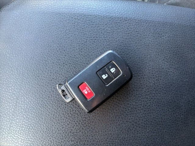 Used 2019 Toyota Tacoma TRD Off-Road w/ Technology Package image 21