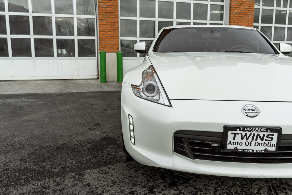 Used 2016 Nissan 370Z Touring image 30