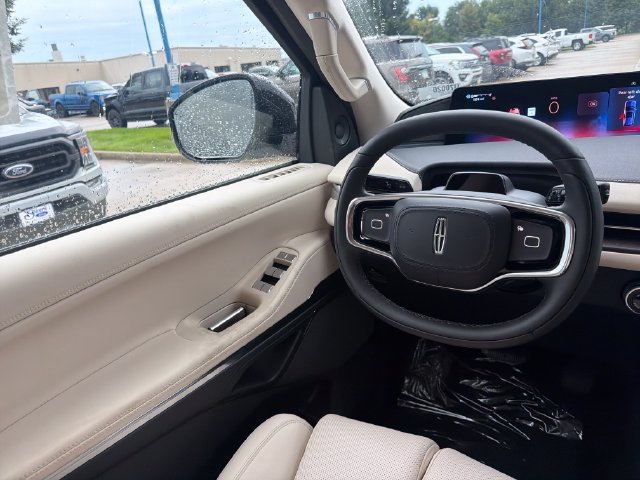 New 2027 Lincoln Navigator L Reserve w/ Jet Appearance Package AWD/4WD image 18