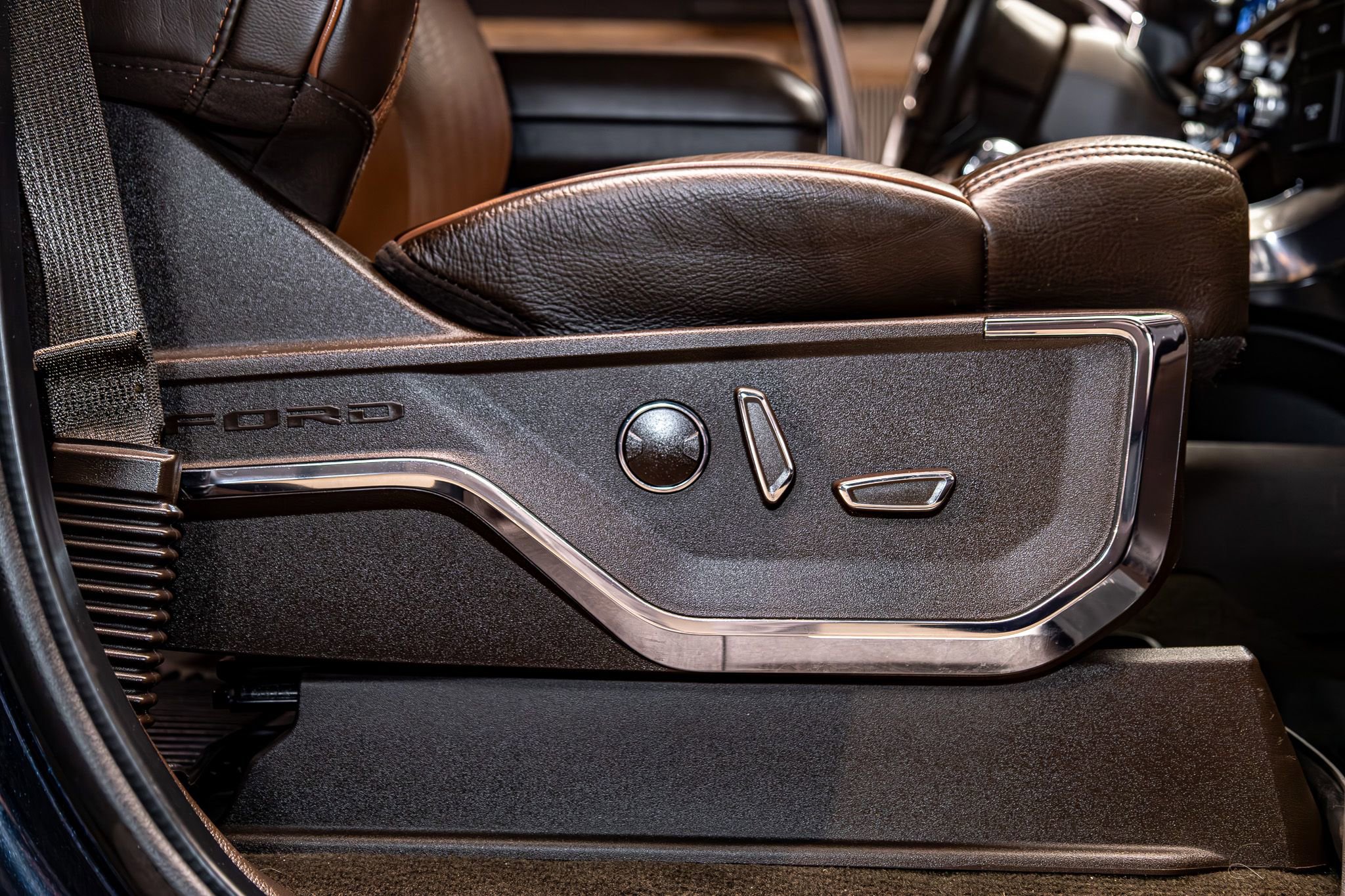 Used 2022 Ford F150 King Ranch w/ Equipment Group 601A High AWD/4WD image 25