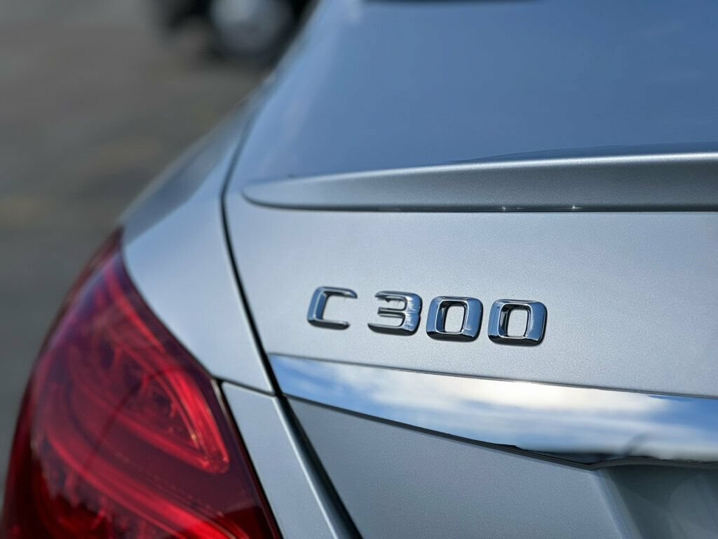 Used 2015 Mercedes-Benz C 300 4MATIC Sedan image 11