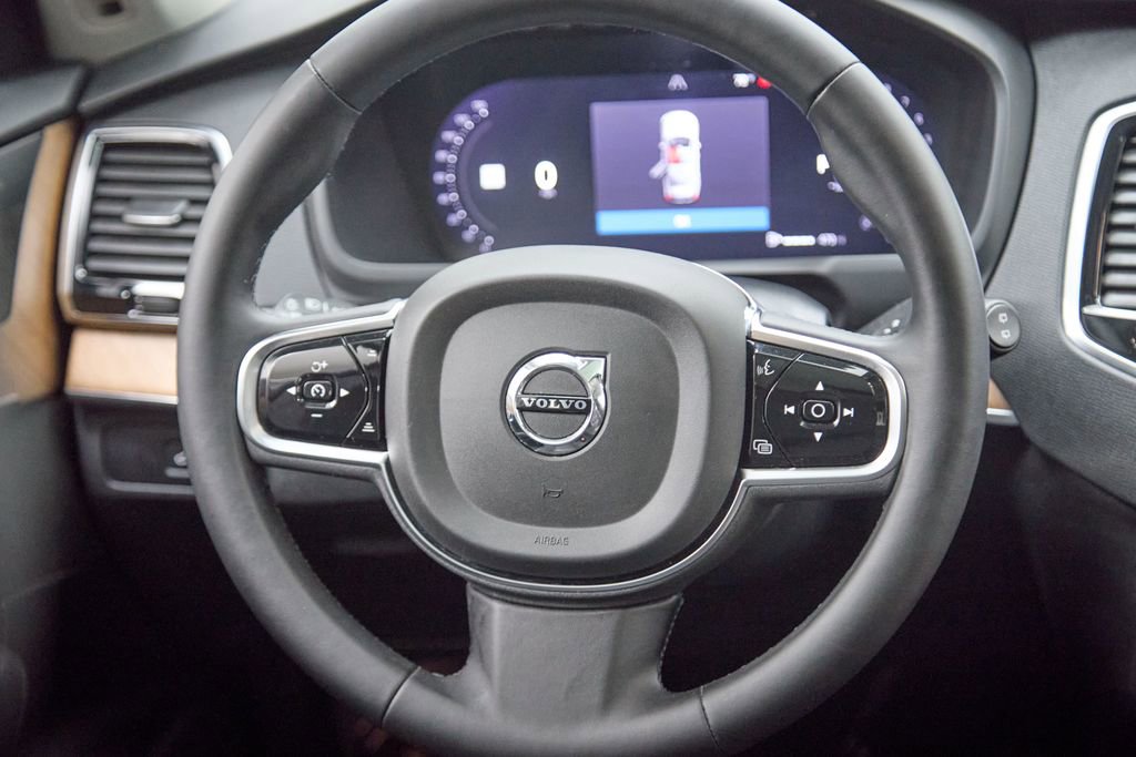 Certified 2024 Volvo XC90 B6 Plus w/ Protection Package Premier image 28