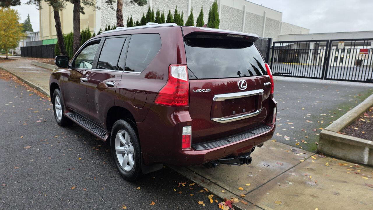 Used 2010 Lexus GX 460 image 7