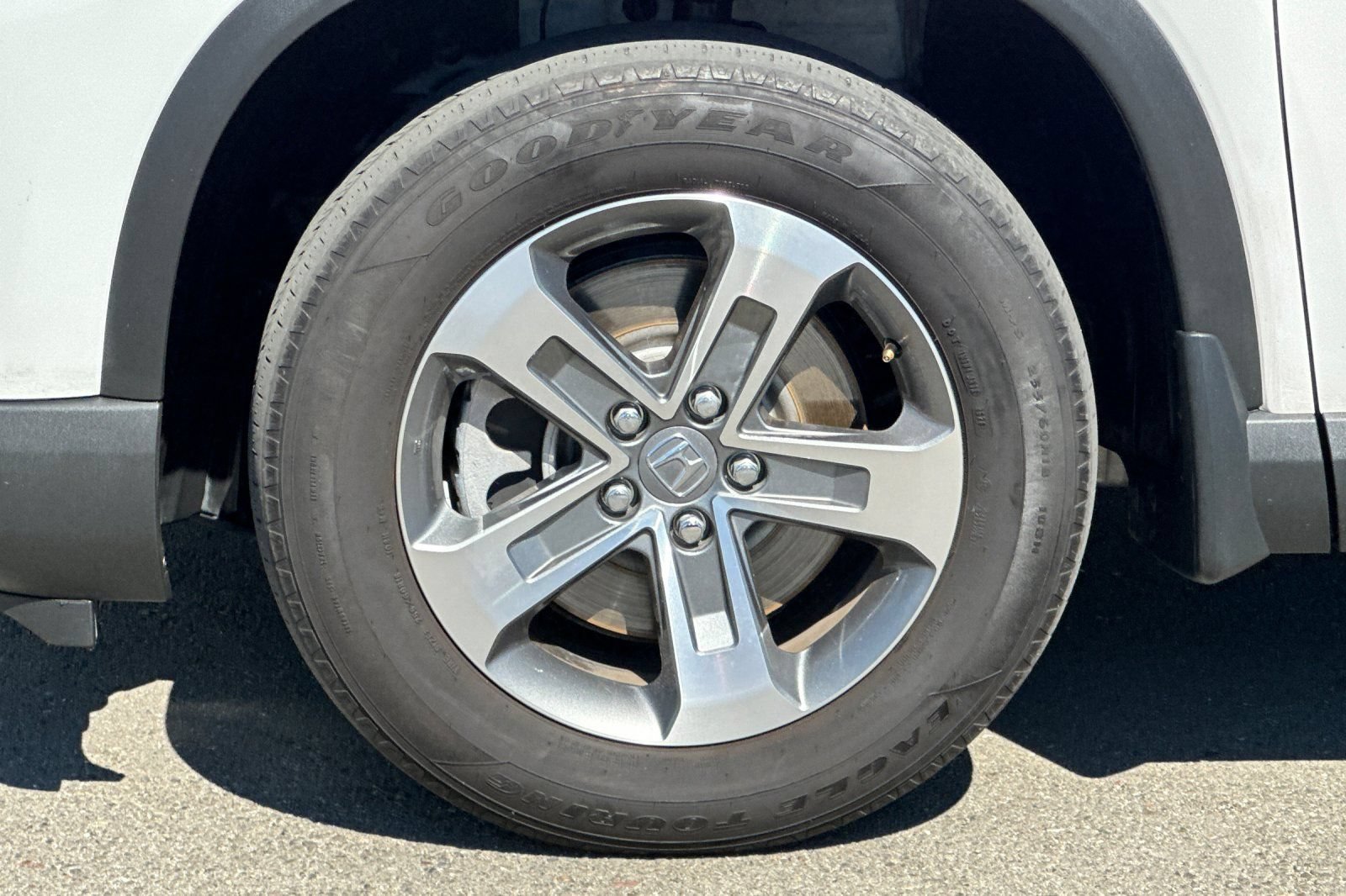 Used 2025 Honda Pilot EX-L image 27