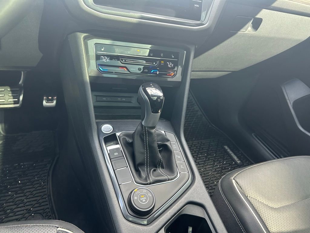 Used 2024 Volkswagen Tiguan SEL R-Line image 61