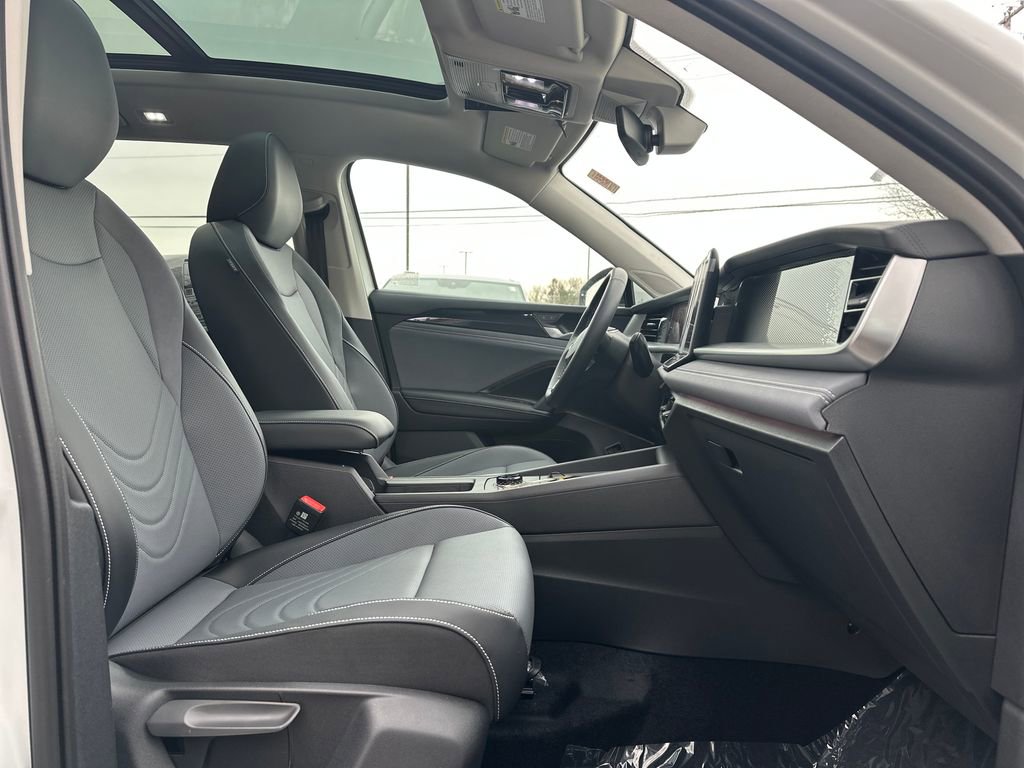 New 2026 Volkswagen Tiguan SE image 15