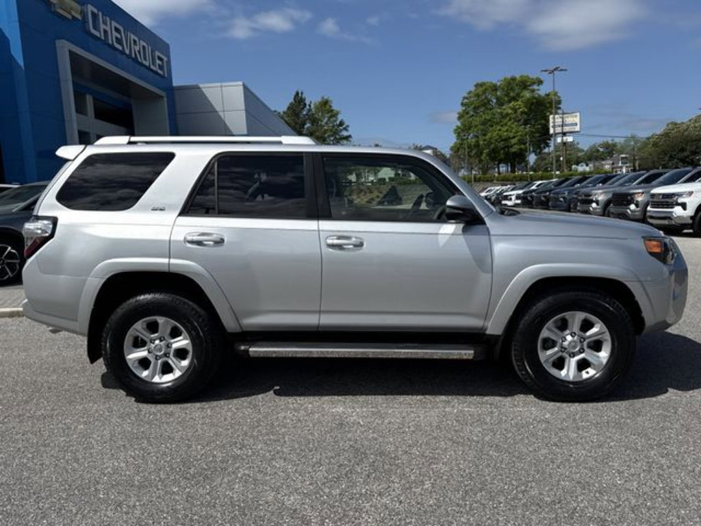 Used 2015 Toyota 4Runner SR5 Premium RWD image 3