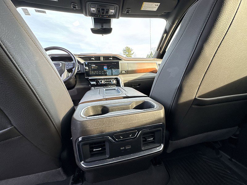 Used 2022 GMC Sierra 1500 Denali w/ Denali Reserve Package image 18