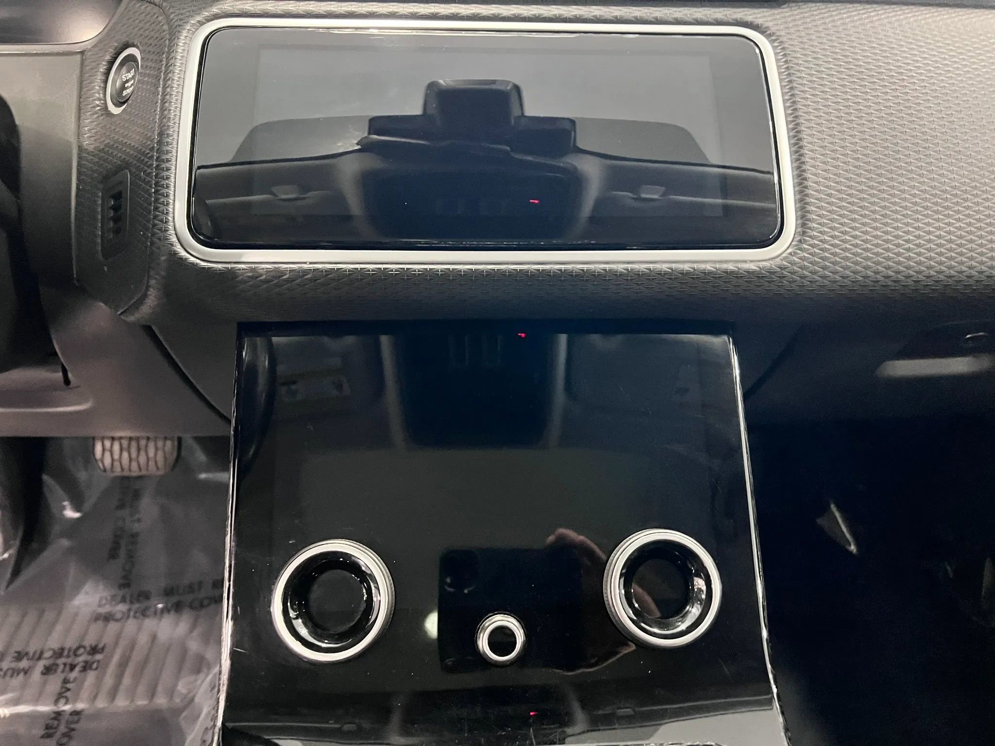 Used 2018 Land Rover Range Rover Velar S AWD/4WD image 57