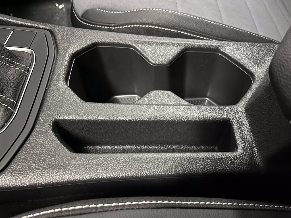 New 2027 Volkswagen Jetta SE FWD image 12