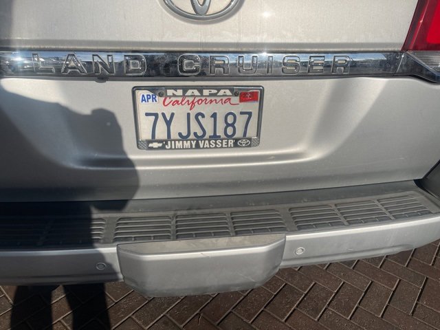 Certified 2017 Toyota Land Cruiser image 9
