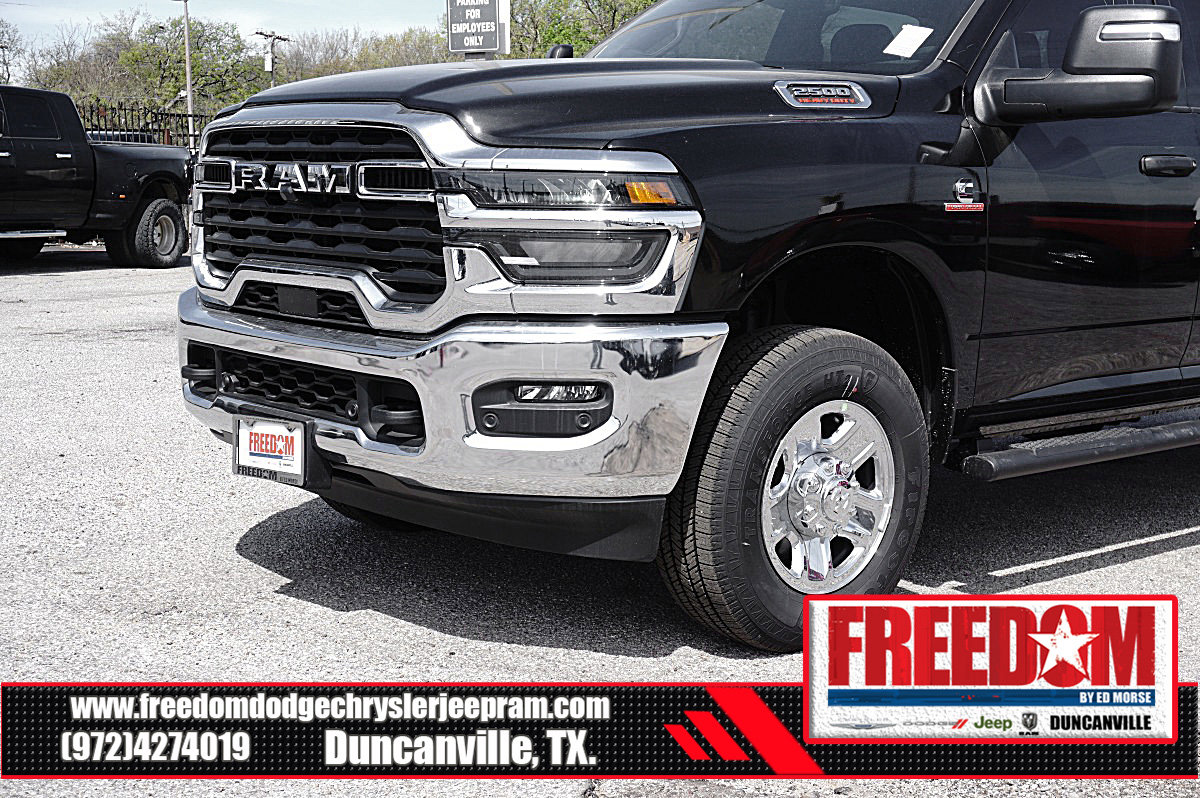 New 2026 RAM 2500 Tradesman AWD/4WD image 38