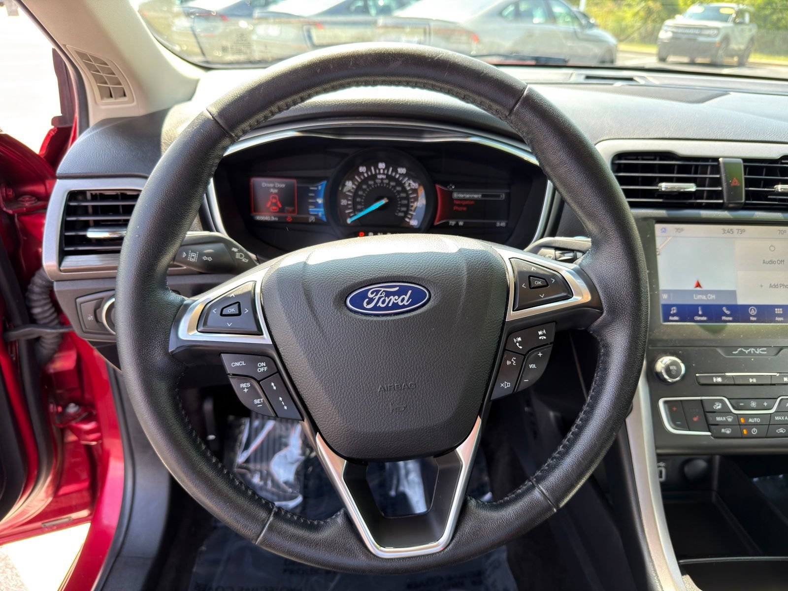Used 2020 Ford Fusion SEL FWD image 16
