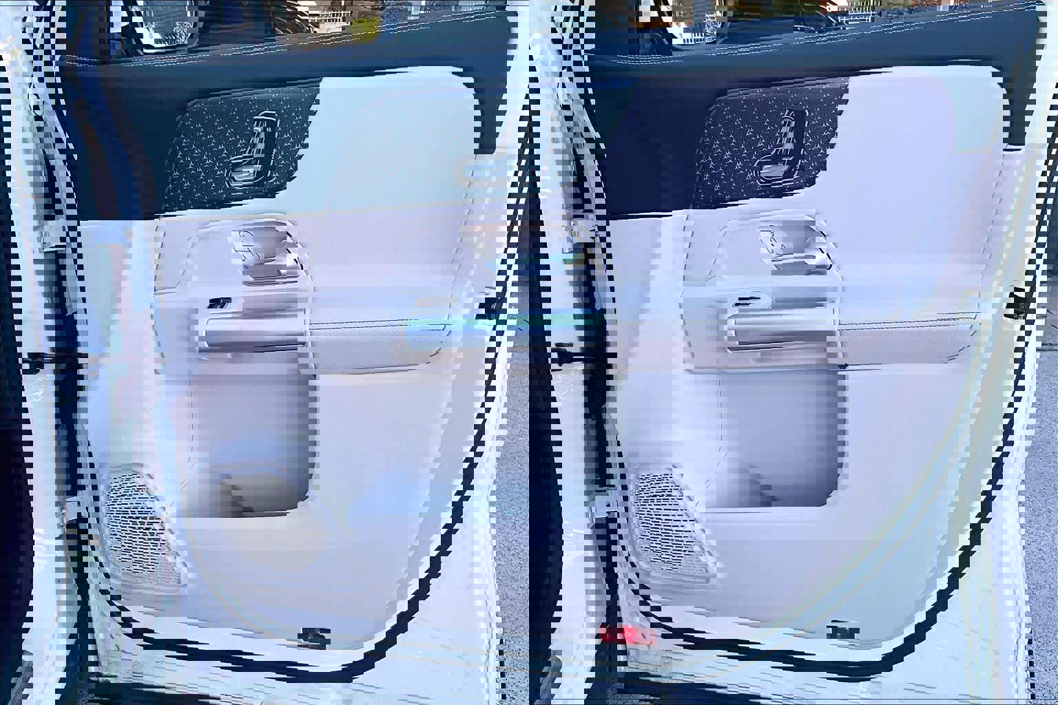 Used 2025 Mercedes-Benz GLA 250 image 22