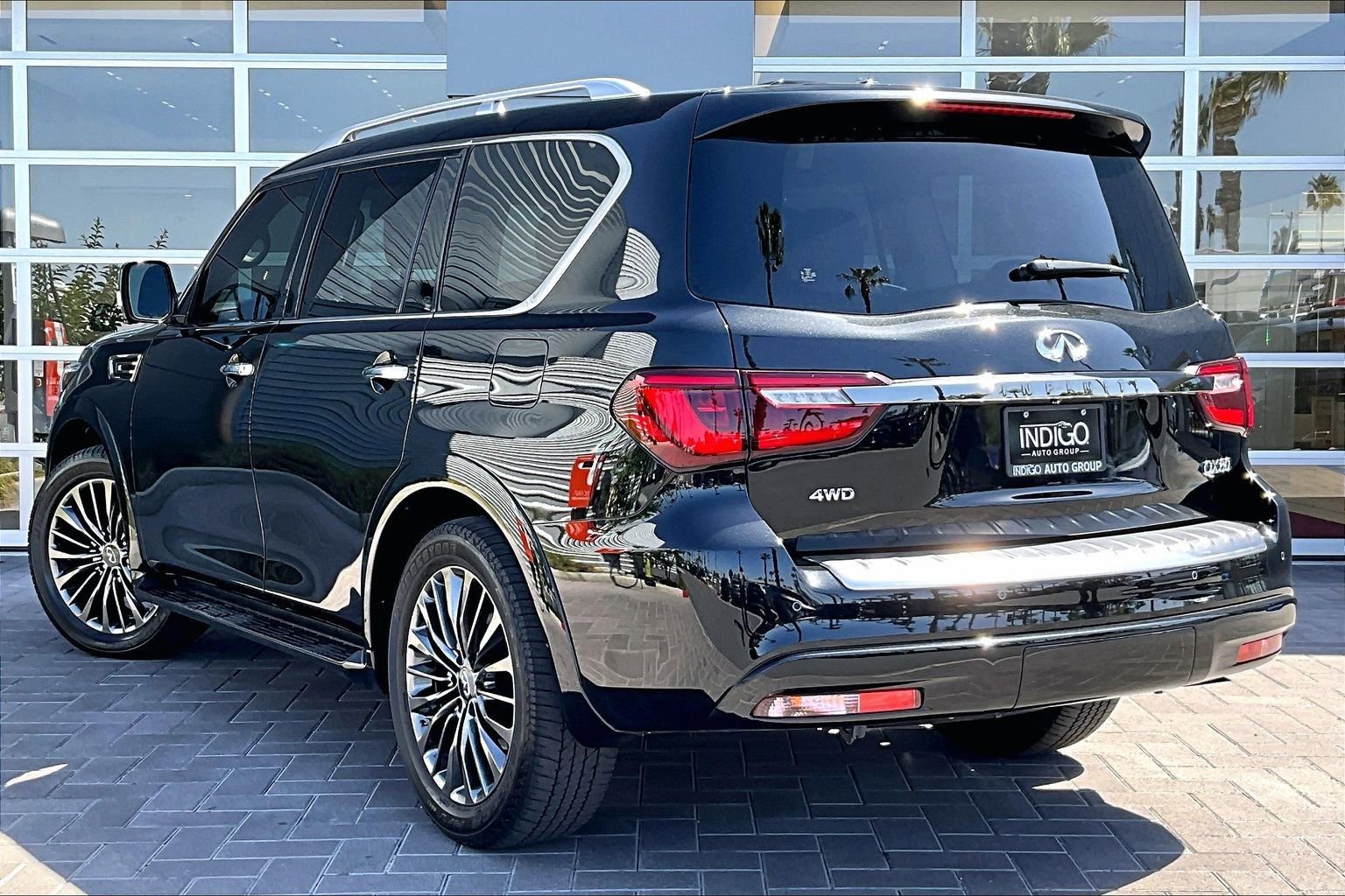 Used 2024 INFINITI QX80 Premium Select w/ Cargo Package AWD/4WD image 12