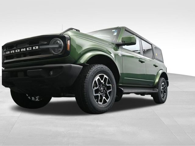 New 2025 Ford Bronco Outer Banks image 23