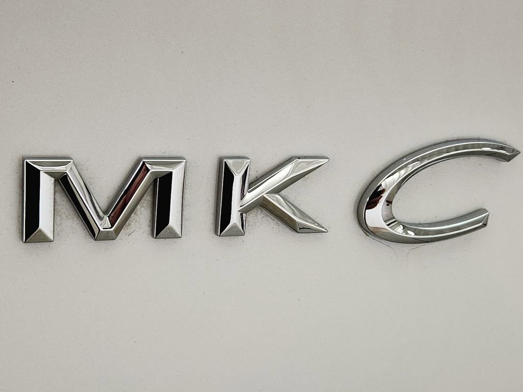Used 2019 Lincoln MKC Reserve w/ MKC Climate Package image 37