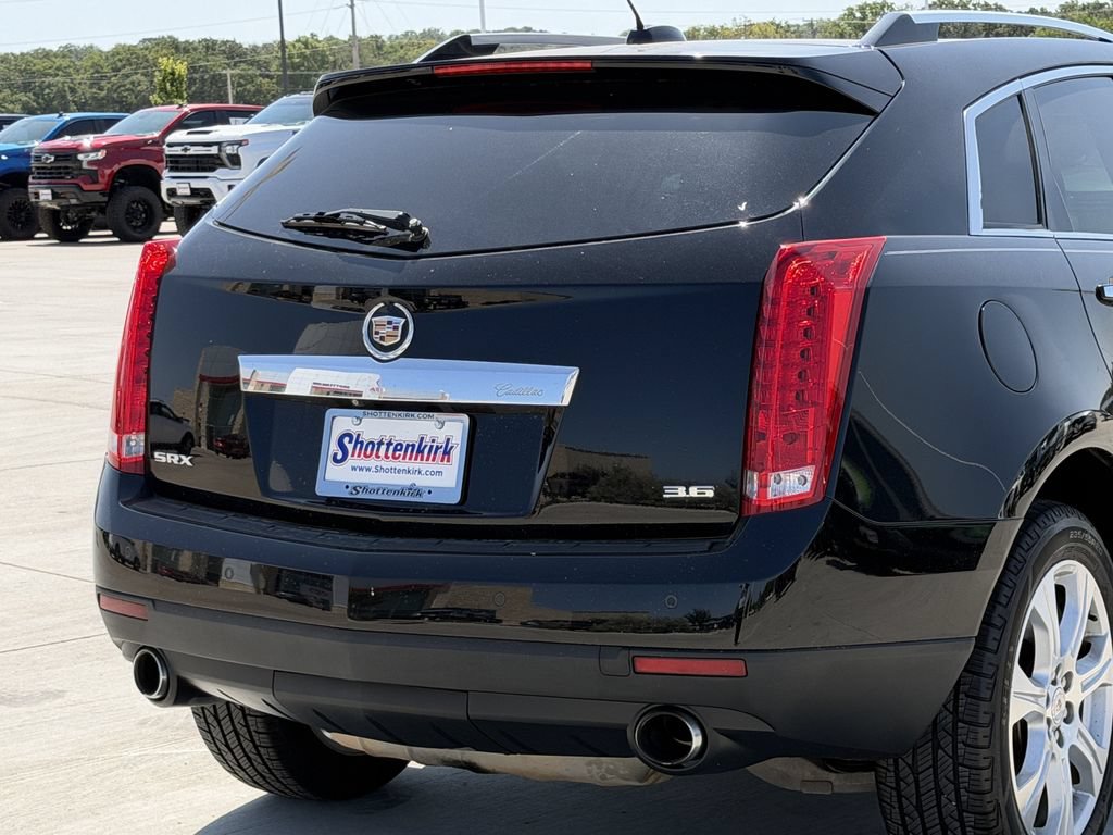 Used 2016 Cadillac SRX Premium w/ Driver Assist Package FWD image 6