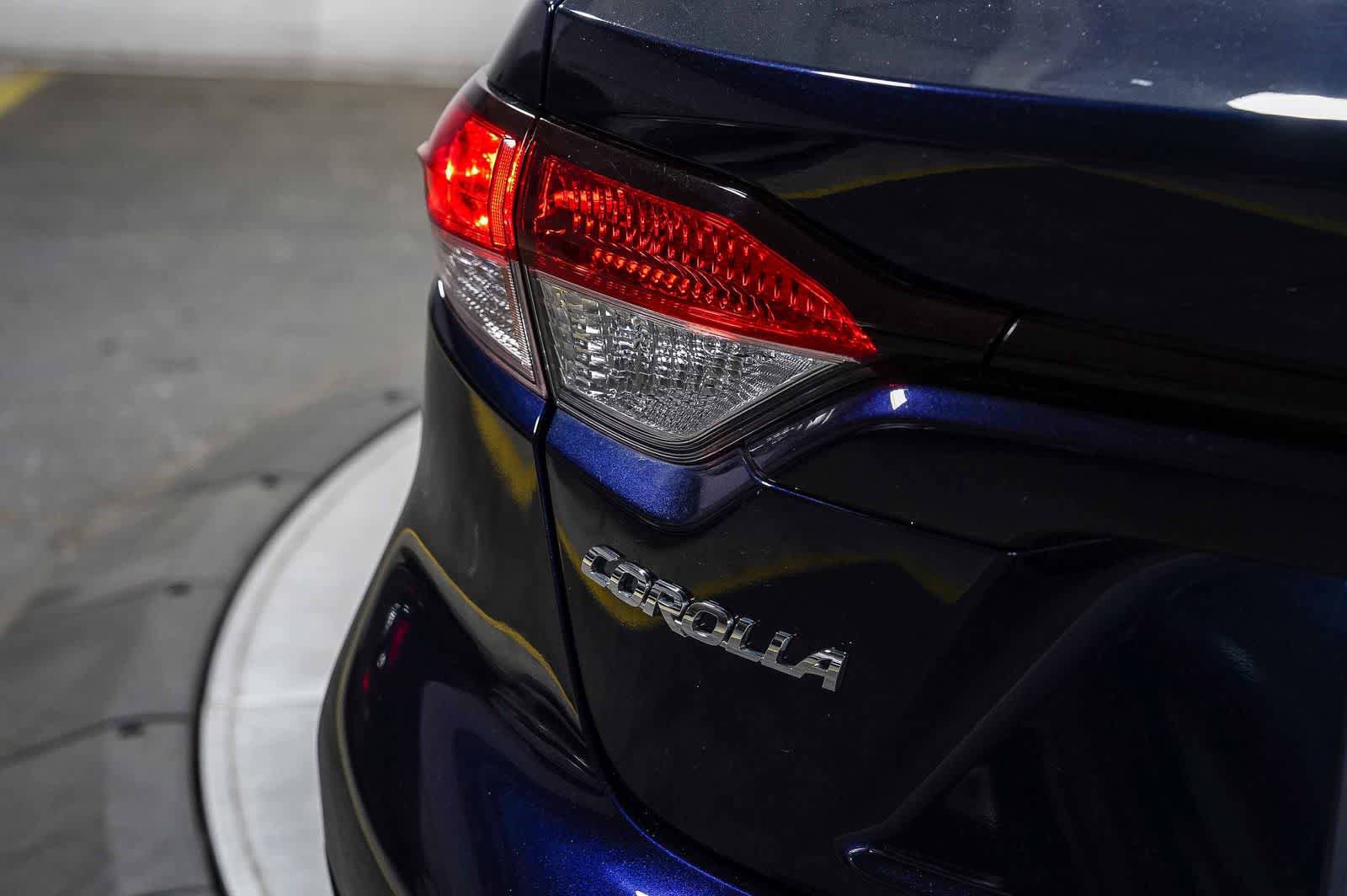 Certified 2025 Toyota Corolla LE FWD image 12