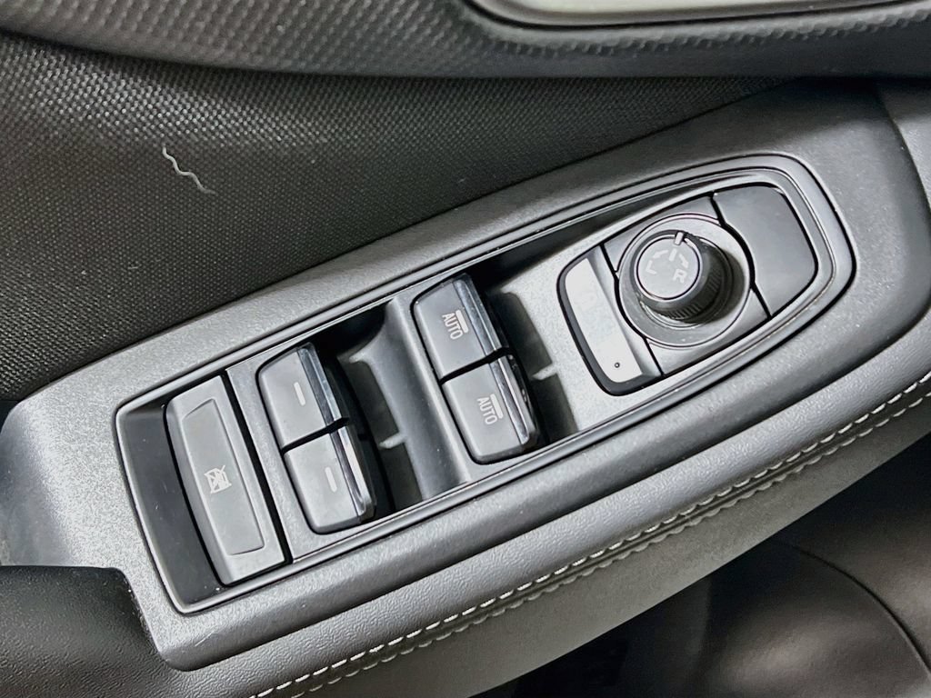 Used 2023 Subaru Forester Premium AWD/4WD image 16