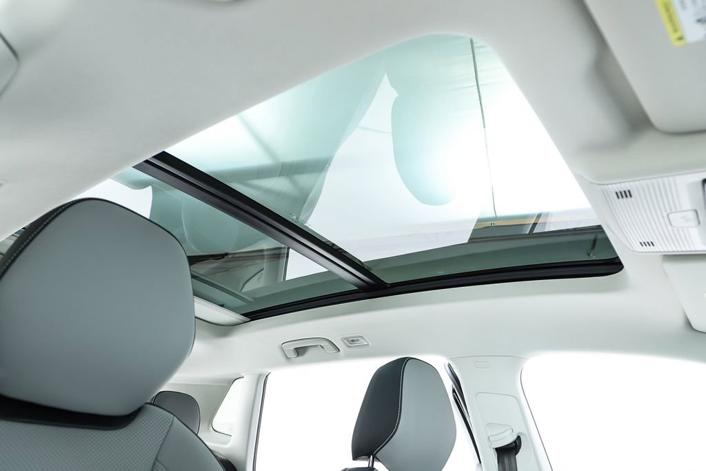 New 2026 Volkswagen Tiguan SE image 37