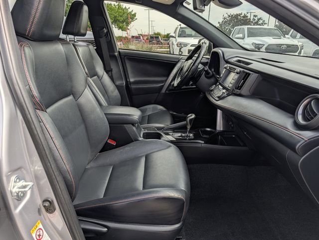 Used 2018 Toyota RAV4 SE w/ Power Extra Value Package AWD/4WD image 30