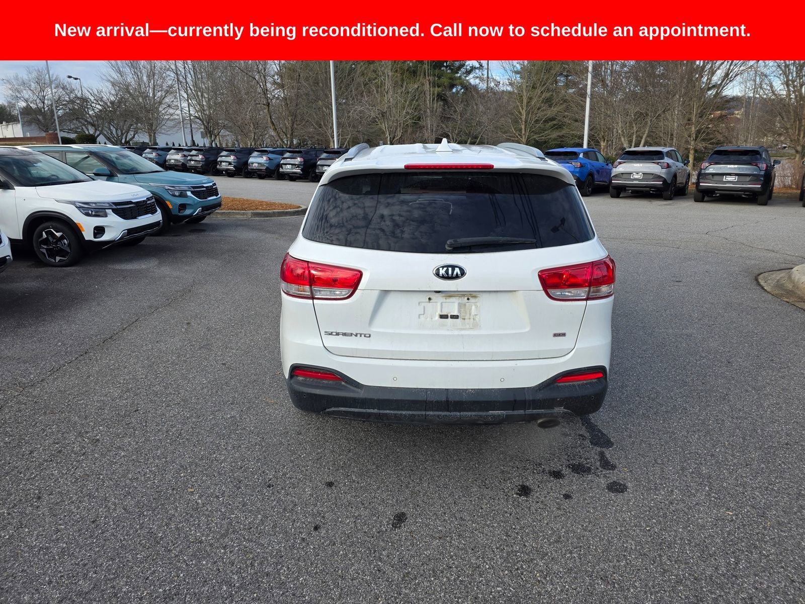 Used 2016 Kia Sorento LX w/ LX Convenience Package image 4