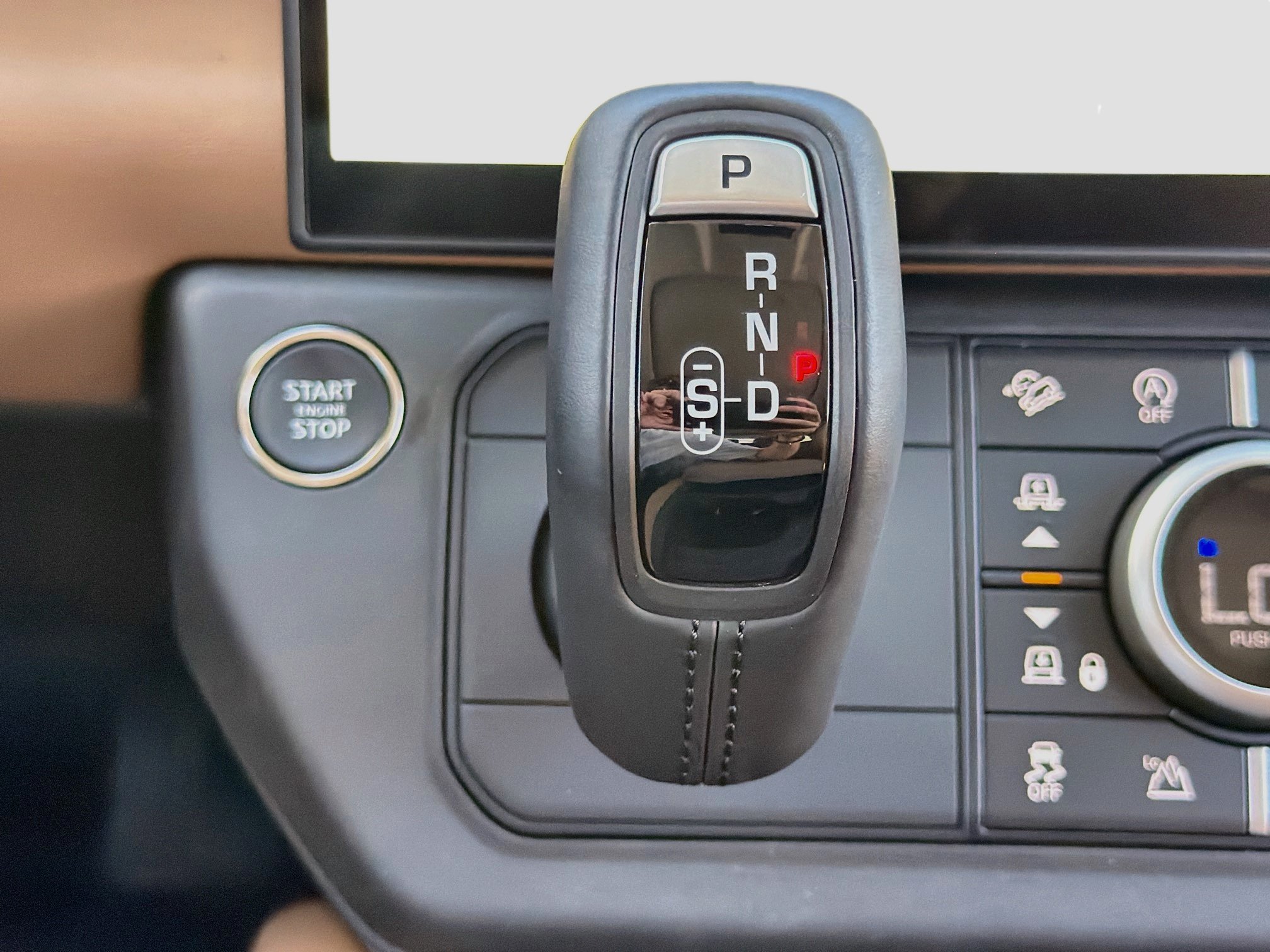 New 2026 Land Rover Defender 130 S AWD/4WD image 44