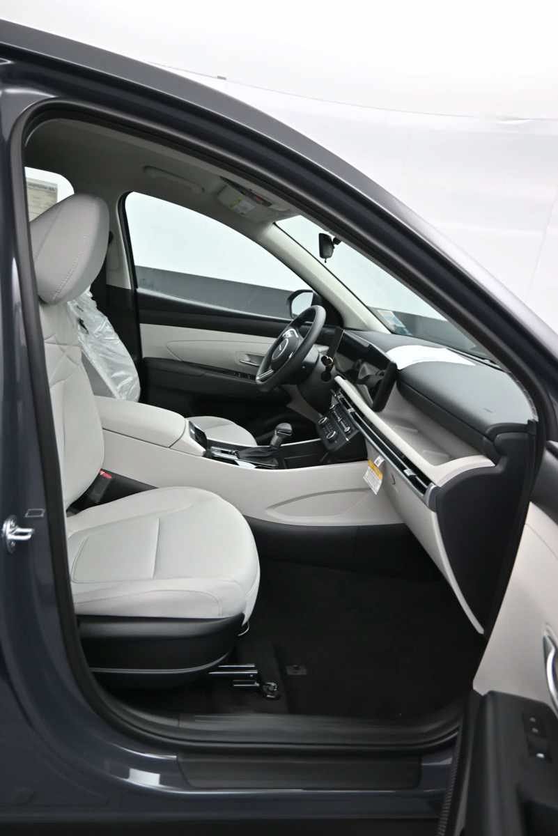 New 2026 Hyundai Tucson SE AWD/4WD image 11
