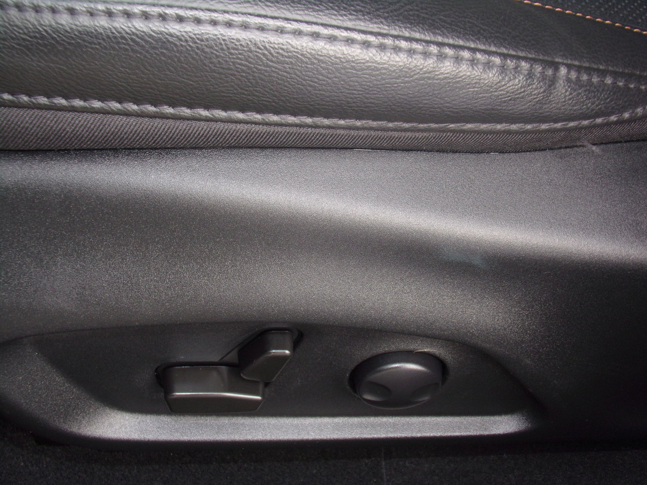 Used 2022 Jeep Compass Limited image 14