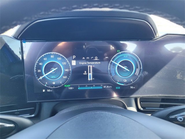 New 2025 Hyundai Elantra SEL image 11