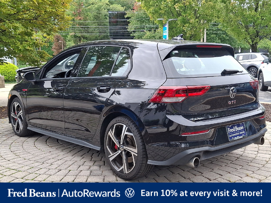 Used 2024 Volkswagen GTI SE FWD image 5