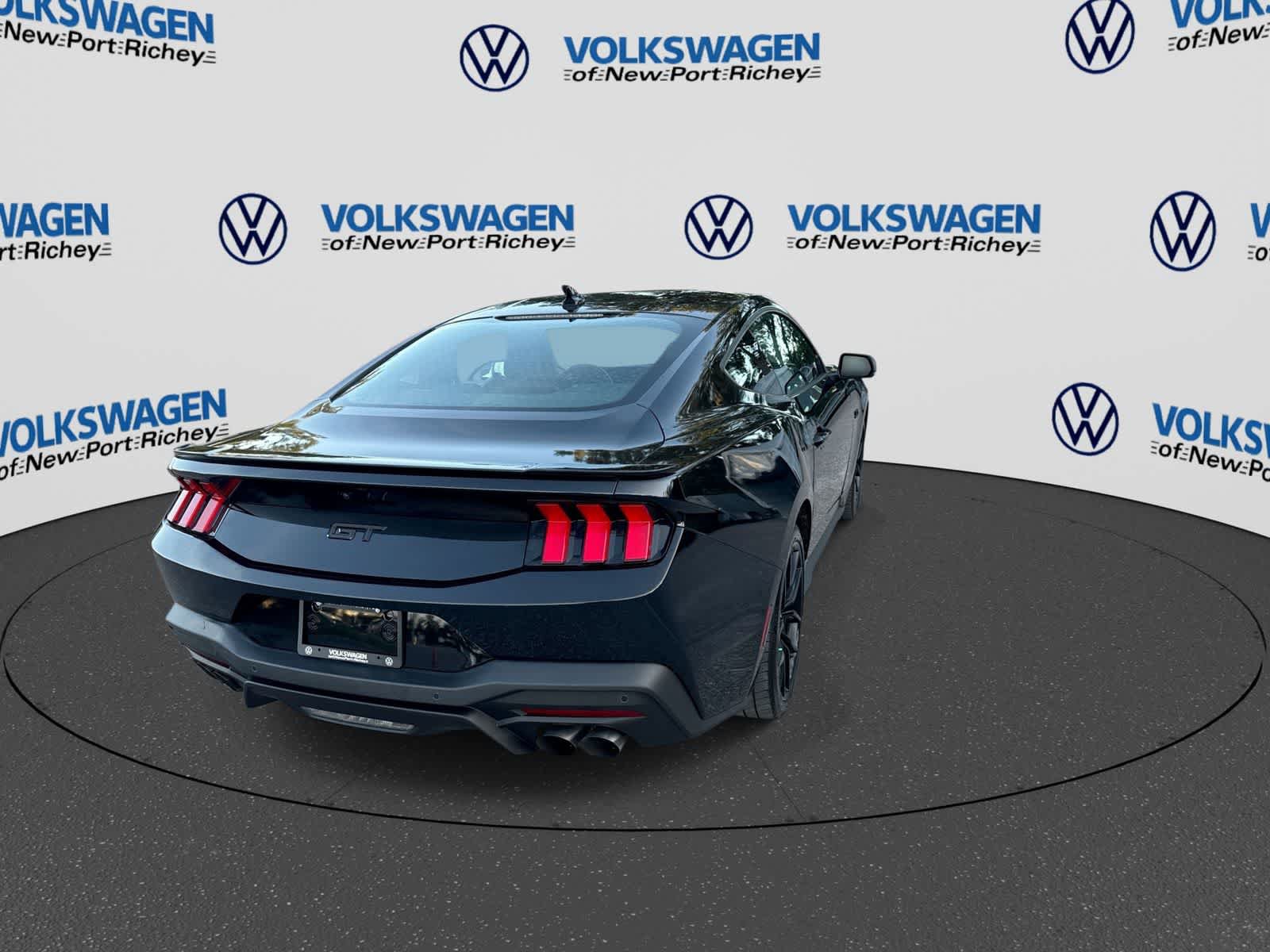 Used 2025 Ford Mustang GT Premium RWD image 14