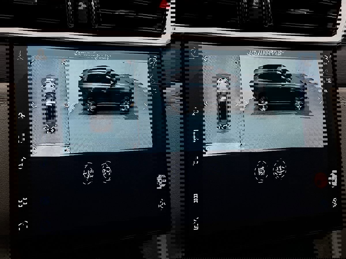 Used 2021 Jaguar F-PACE S image 27