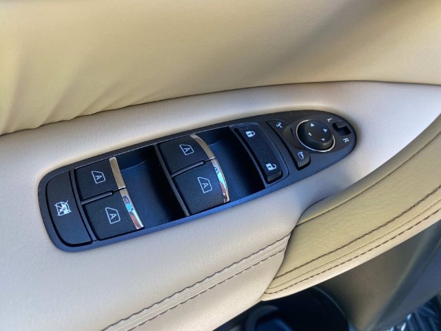 Used 2023 Nissan Armada SL w/ Captain's Chairs Package RWD image 14
