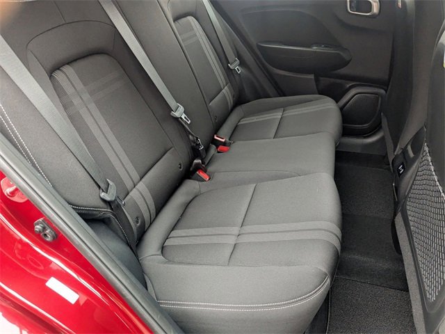 Used 2024 Hyundai Venue SEL image 25