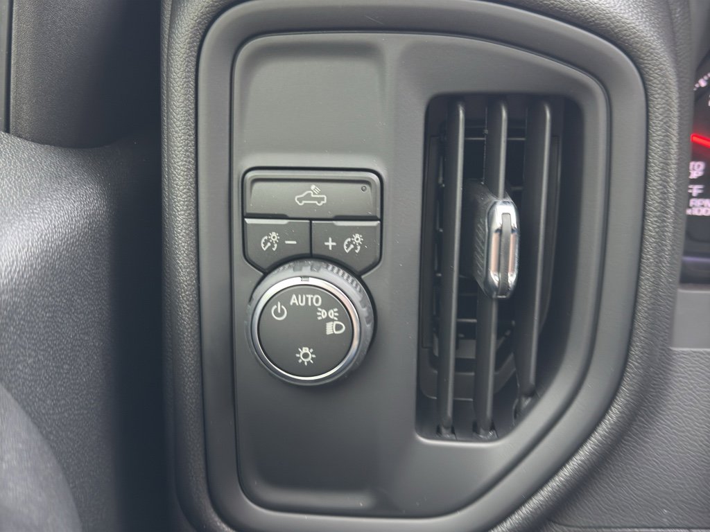 New 2026 Chevrolet Silverado 1500 Custom RWD image 17