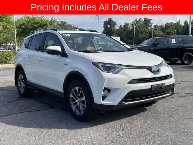 Used 2017 Toyota RAV4 XLE w/ Convenience Package AWD/4WD image 7