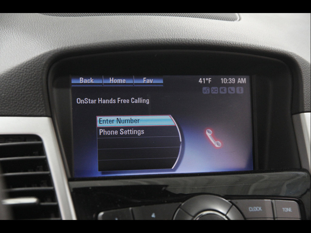 Used 2015 Chevrolet Cruze LT FWD image 11