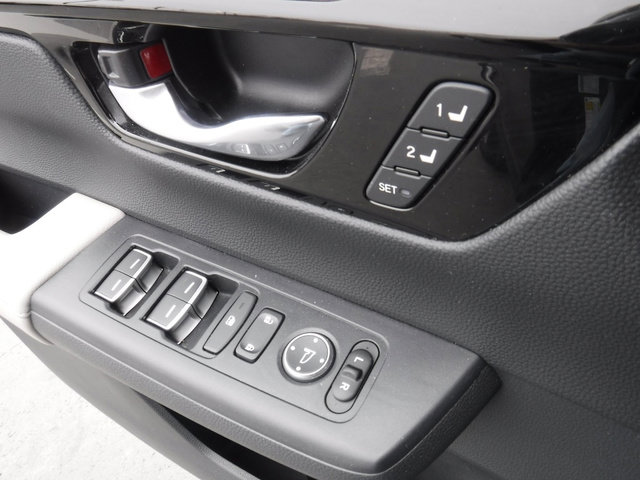 Used 2024 Honda CR-V EX-L image 13
