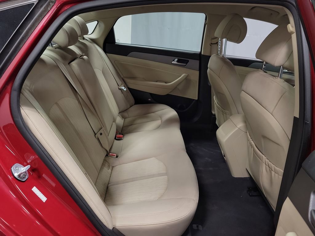 Used 2016 Hyundai Sonata SE FWD image 25